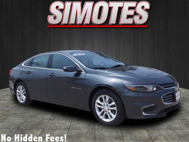 2018 Chevrolet Malibu for sale at SIMOTES MOTORS in Minooka IL