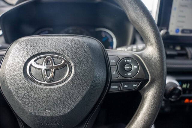 2024 Toyota RAV4 Hybrid XLE