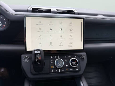 2026 Land Rover Defender 110 P300 S