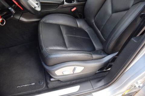 2016 Porsche Macan S