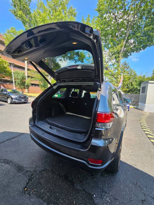 2021 Jeep Grand Cherokee Laredo E