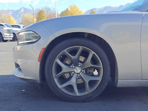 2015 Dodge Charger SXT