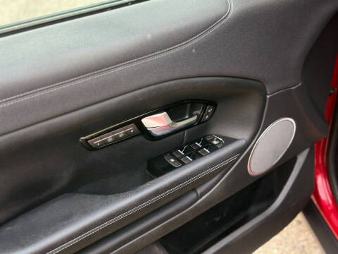 2017 Land Rover Range Rover Evoque SE Premium