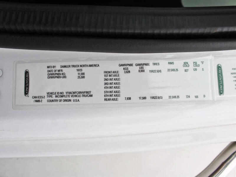 2024 Freightliner M2 106