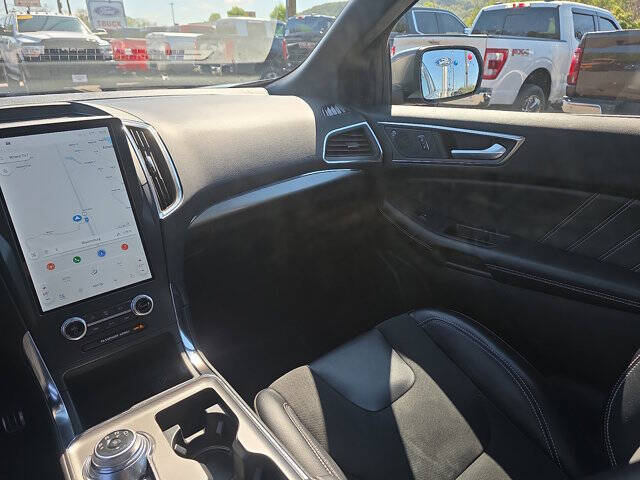 2022 Ford Edge ST