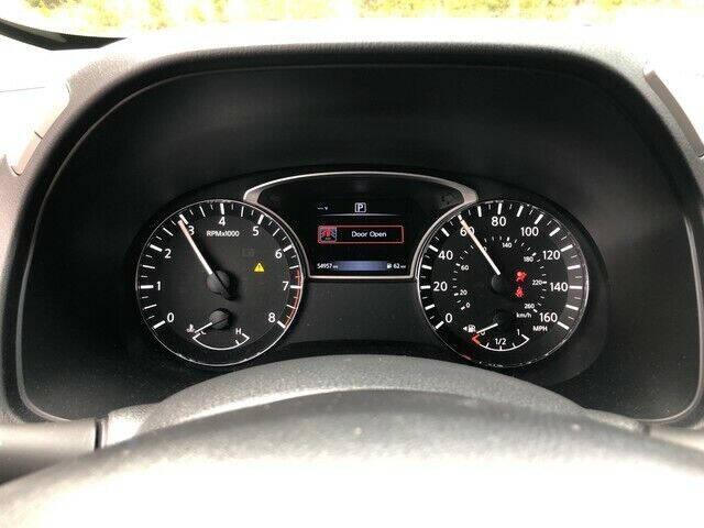 2016 Nissan Pathfinder S