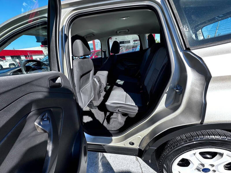 2017 Ford Escape S
