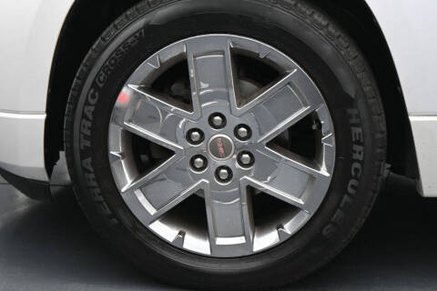 2016 GMC Acadia Denali