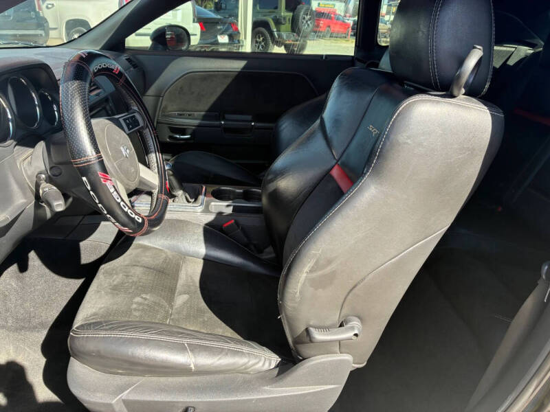 2010 Dodge Challenger SRT8