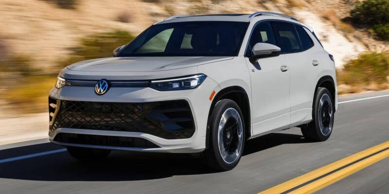 2024 Volkswagen Tiguan for sale at Diamante Leasing in Brooklyn NY