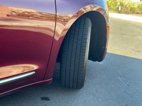 2018 Chrysler Pacifica Touring L Plus