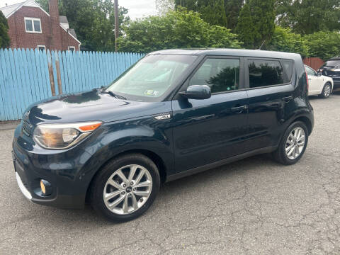 2017 Kia Soul +