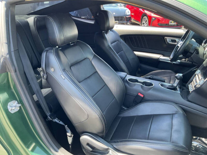 2023 Ford Mustang EcoBoost Premium