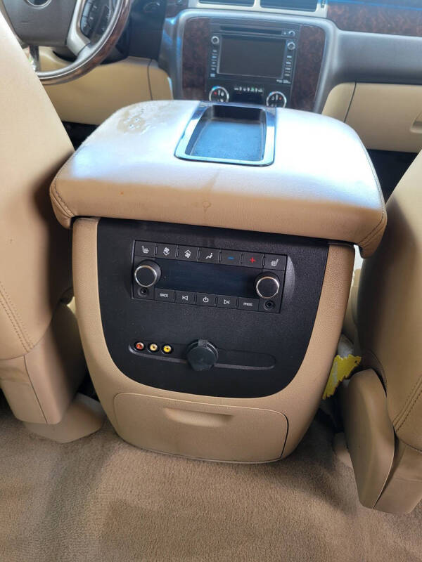 2011 GMC Yukon Denali