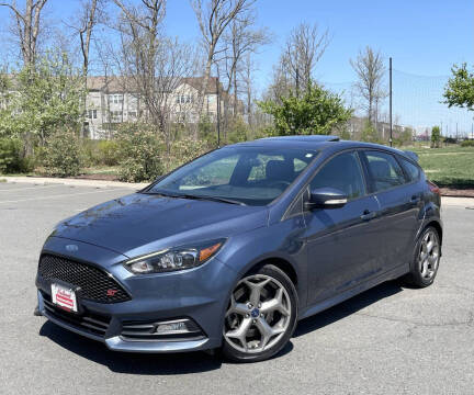 2018 Ford Focus for sale at Nelson's Automotive Group in Chantilly VA