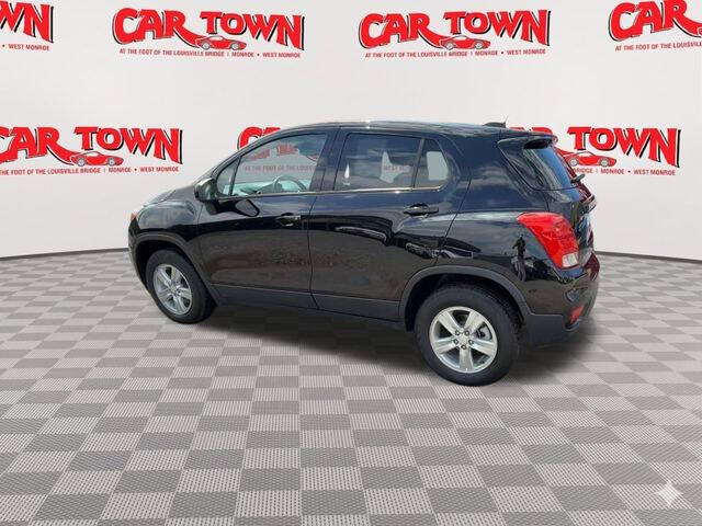 2022 Chevrolet Trax LS