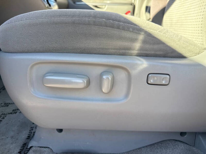2008 Toyota Sienna CE 7-Passenger