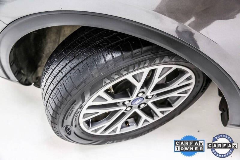 2020 Ford Escape SEL