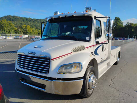 2006 Freightliner M2 106