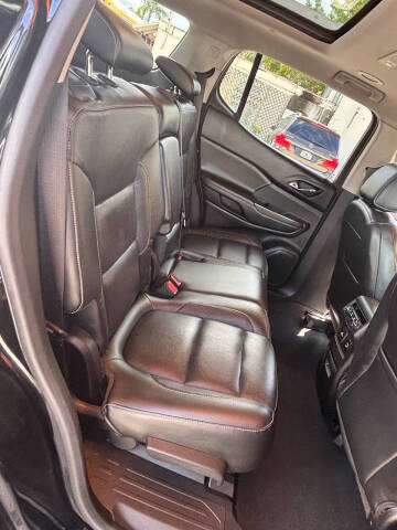 2017 GMC Acadia SLT-1