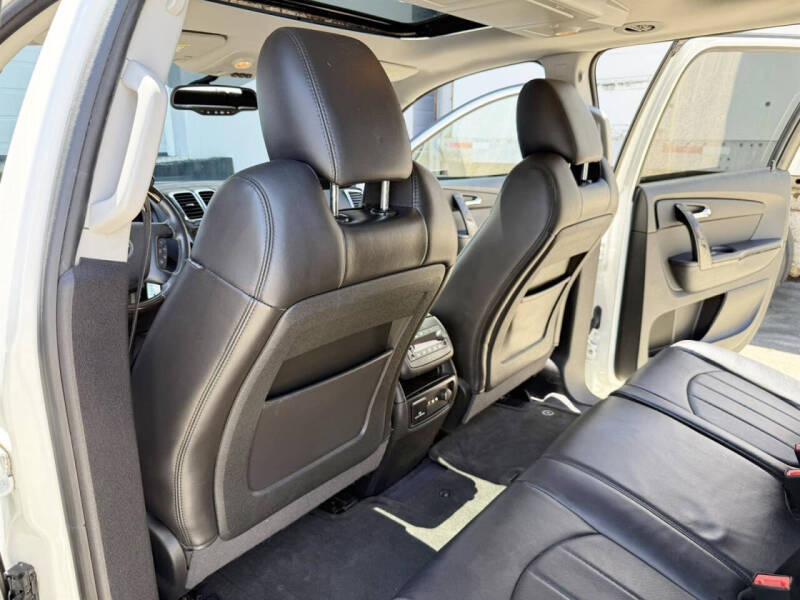2012 GMC Acadia Denali
