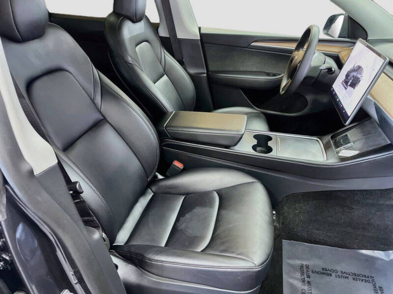 2024 Tesla Model Y Long Range