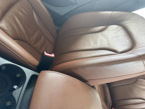 2010 Audi Q5 3.2 quattro Premium Plus