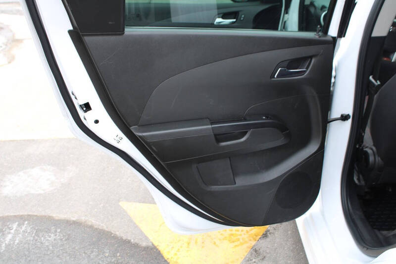 2018 Chevrolet Sonic LT Auto