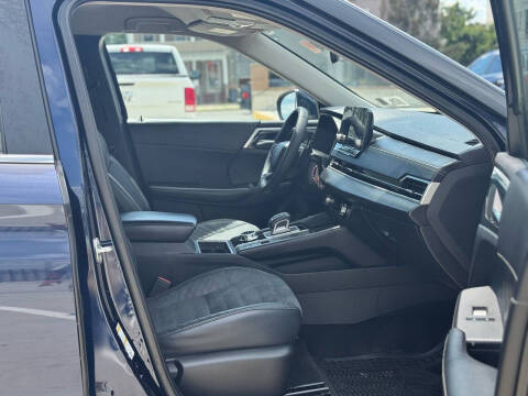 2022 Mitsubishi Outlander SE