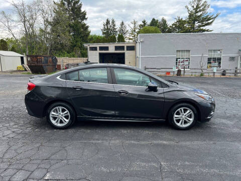 2017 Chevrolet Cruze LT Auto