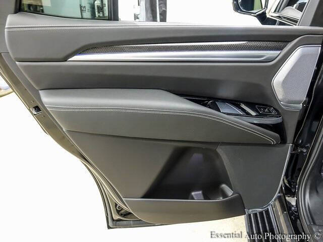 2025 Cadillac Escalade-V