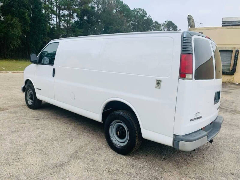 2000 Chevrolet Express G2500