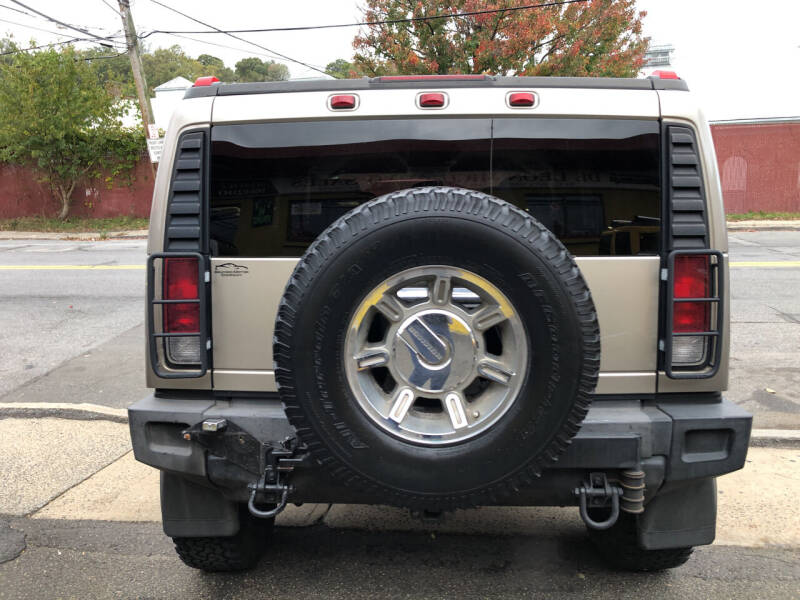 2005 HUMMER H2 Lux Series