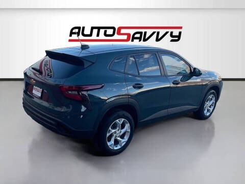 2025 Chevrolet Trax LS