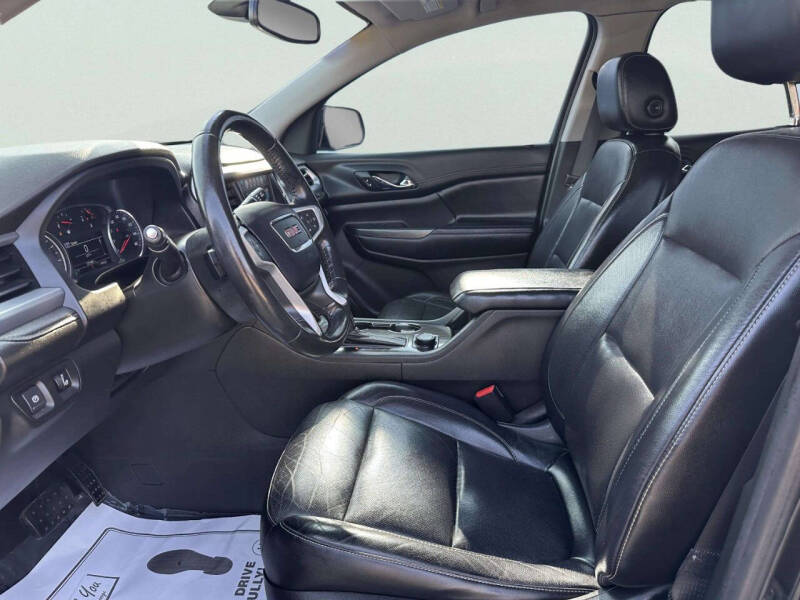 2019 GMC Acadia SLT-1