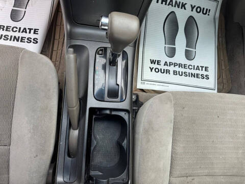 2005 Toyota Camry LE