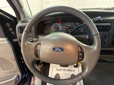 2003 Ford Excursion XLT