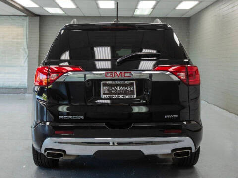 2017 GMC Acadia Denali