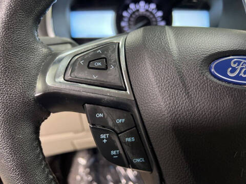 2021 Ford Edge Titanium