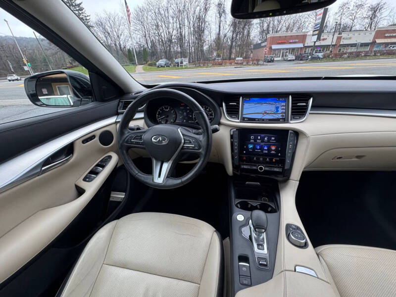 2019 Infiniti QX50 Essential