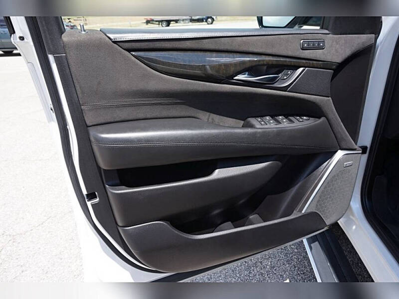 2019 Cadillac Escalade Platinum