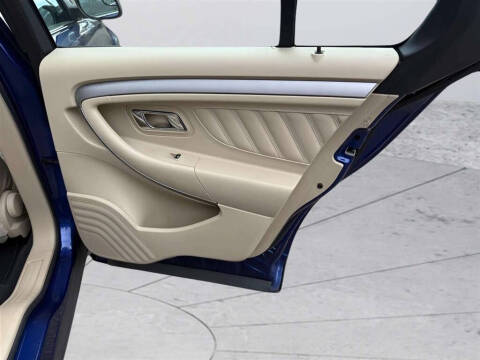 2013 Ford Taurus SEL