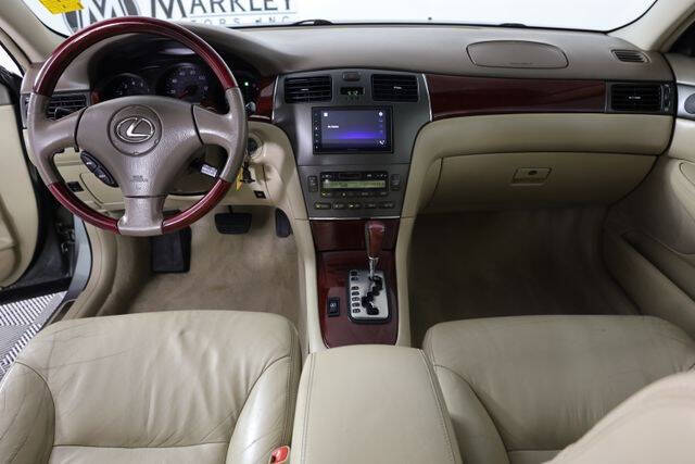 2004 Lexus ES 330