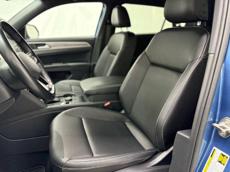 2020 Volkswagen Atlas Cross Sport SE 4Motion