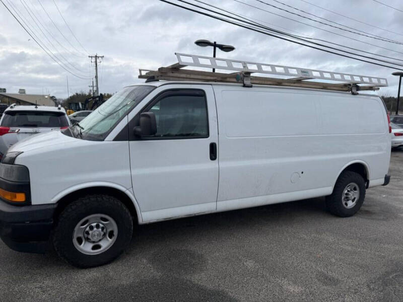 2020 Chevrolet Express 2500
