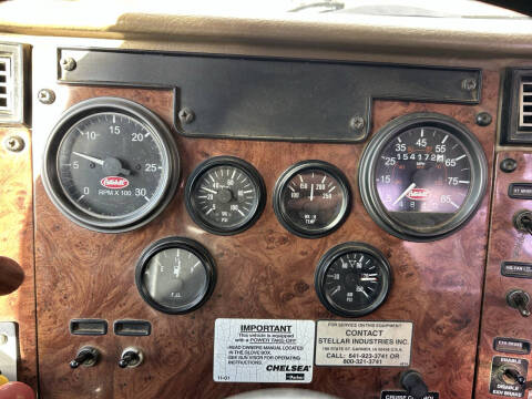 2006 Peterbilt 335 Mechanic's Truck