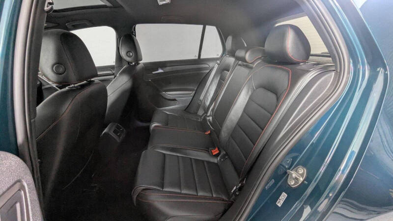 2018 Volkswagen Golf GTI SE