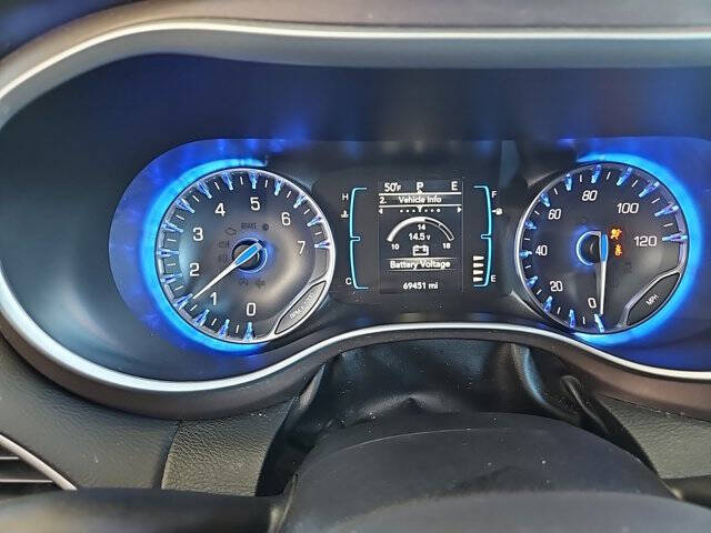 2017 Chrysler Pacifica Touring Plus