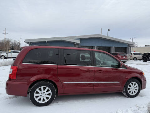 2013 Chrysler Town and Country Touring