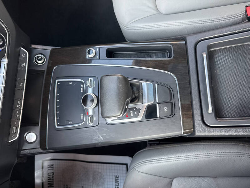 2018 Audi Q5 2.0T quattro Premium Plus